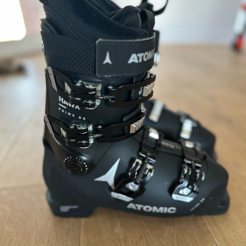 Atomic Women’s Ski Boots